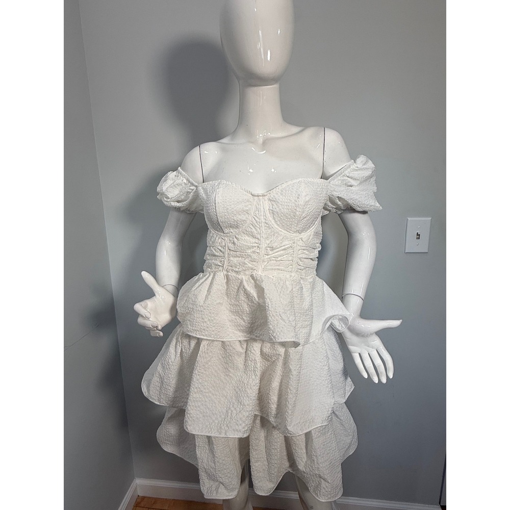 Prettylittlething White Off Shoulder Tiered Mini Dress Structured Bust Peplum 6 - Picture 8 of 10